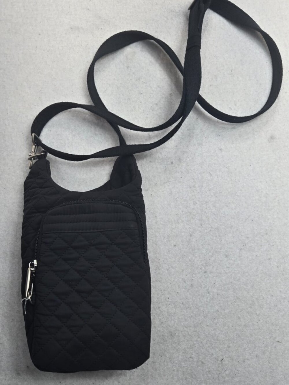 Travelon Anti-Theft Boho Insulated Water Bottle Tote. RFID Block